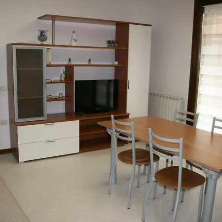 Flamingo Airport Apartment Elmas