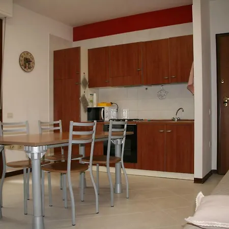 Flamingo Airport Apartment Elmas
